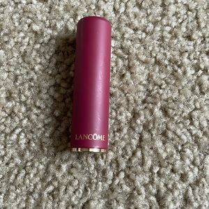 Lancôme lipstick 507 drama matte